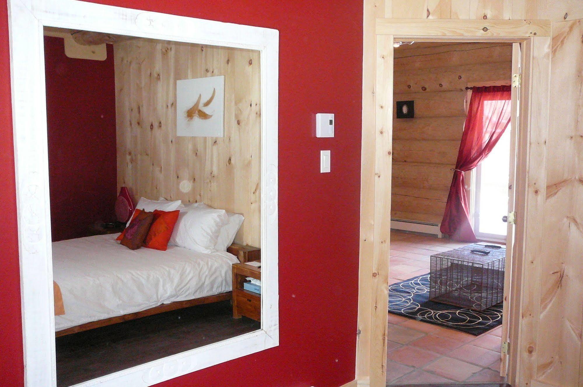Auberge Couleurs De France Lac-Simon エクステリア 写真
